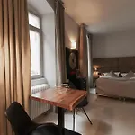 Bs Suites